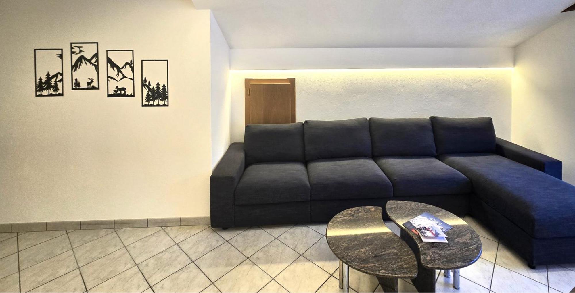 Ferienhaus Adonis Saas-Grund Room photo
